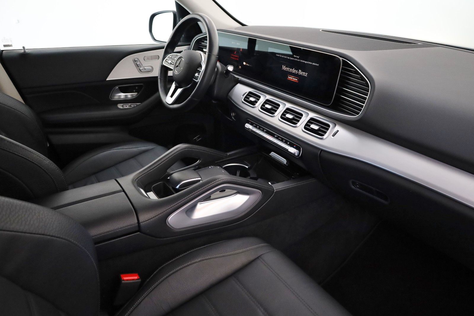 Fahrzeugabbildung Mercedes-Benz GLE 350 de 4Matic,Leder,Navi,LED,SH,360Kamer,AHK