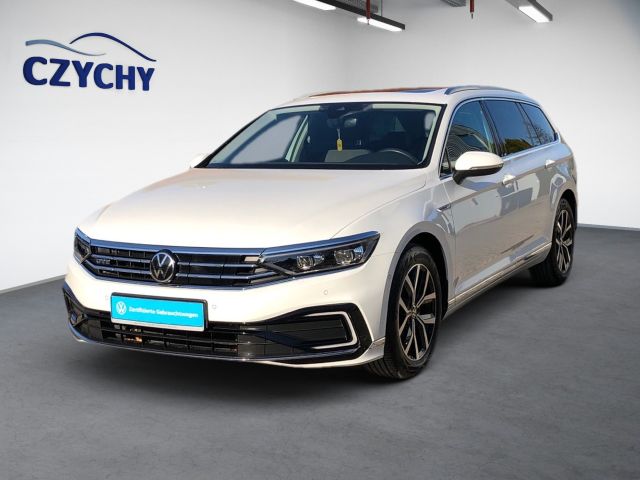 Volkswagen Passat Variant GTE 1.4 TSI DSG +AHK+PANO+MATRIX