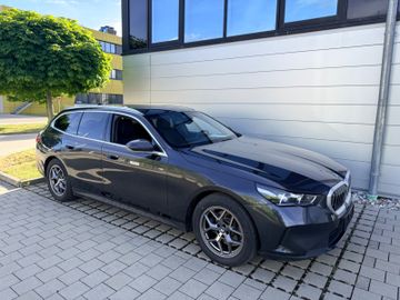 BMW 520 - 12