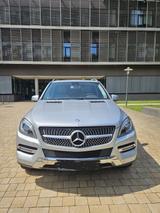 Mercedes-Benz Mercedes Benz ML 350  4 Matic - : Mercedes Ml