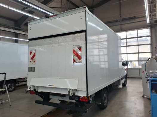 Fahrzeugabbildung Mercedes-Benz Sprinter 317 Koffer LBW 4.325 Navi RFK SHZ Klima