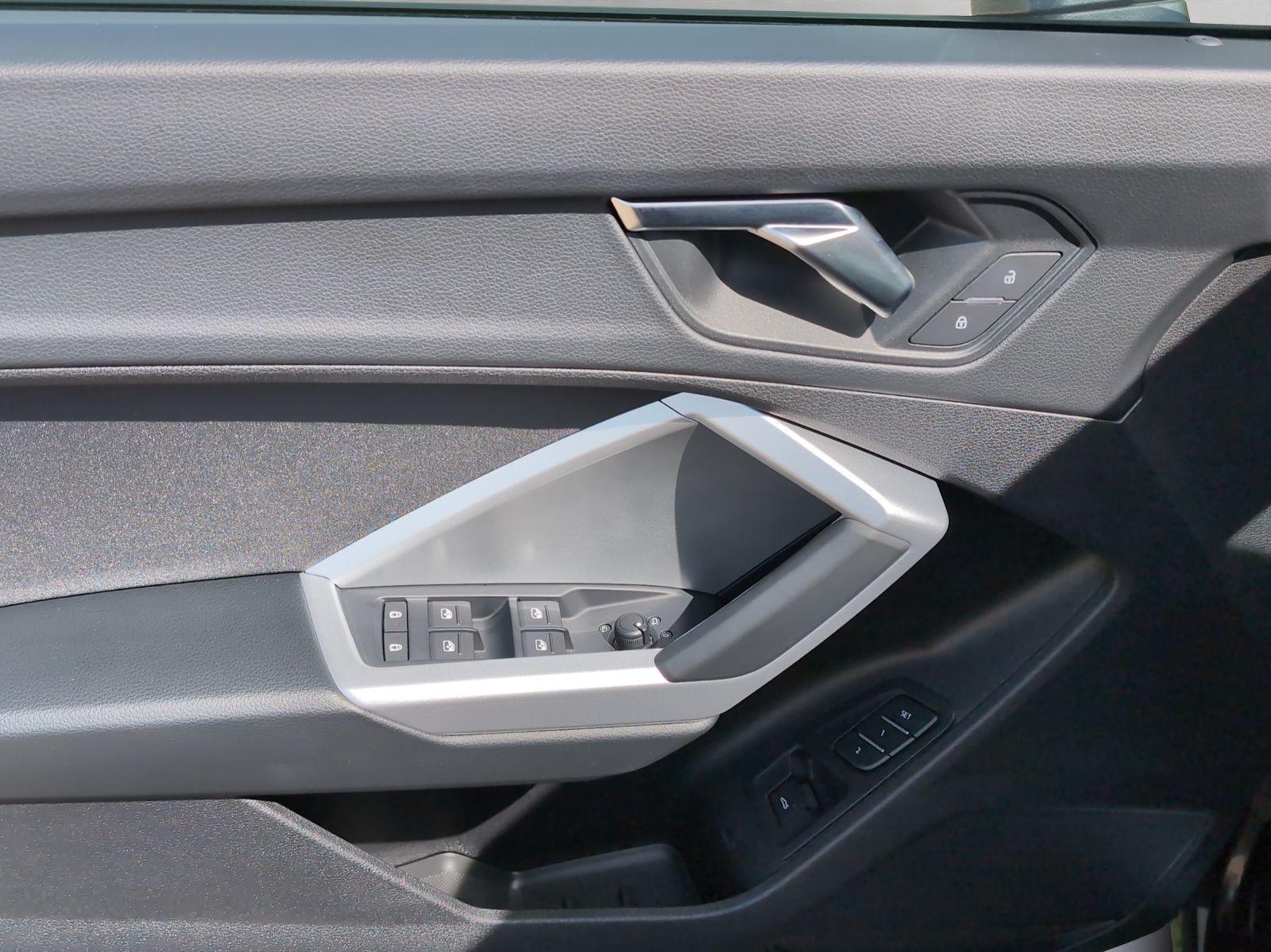 Audi Q3 35 TFSI advanced S tro*LED*Virtual*Navi+*Kame, миниатюра 12