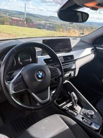 2019 BMW IX2 — фото 6