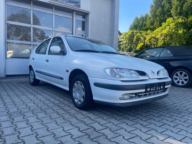 Renault Megane 1.6e RT SCHIEBEDACH*HU*SERVO