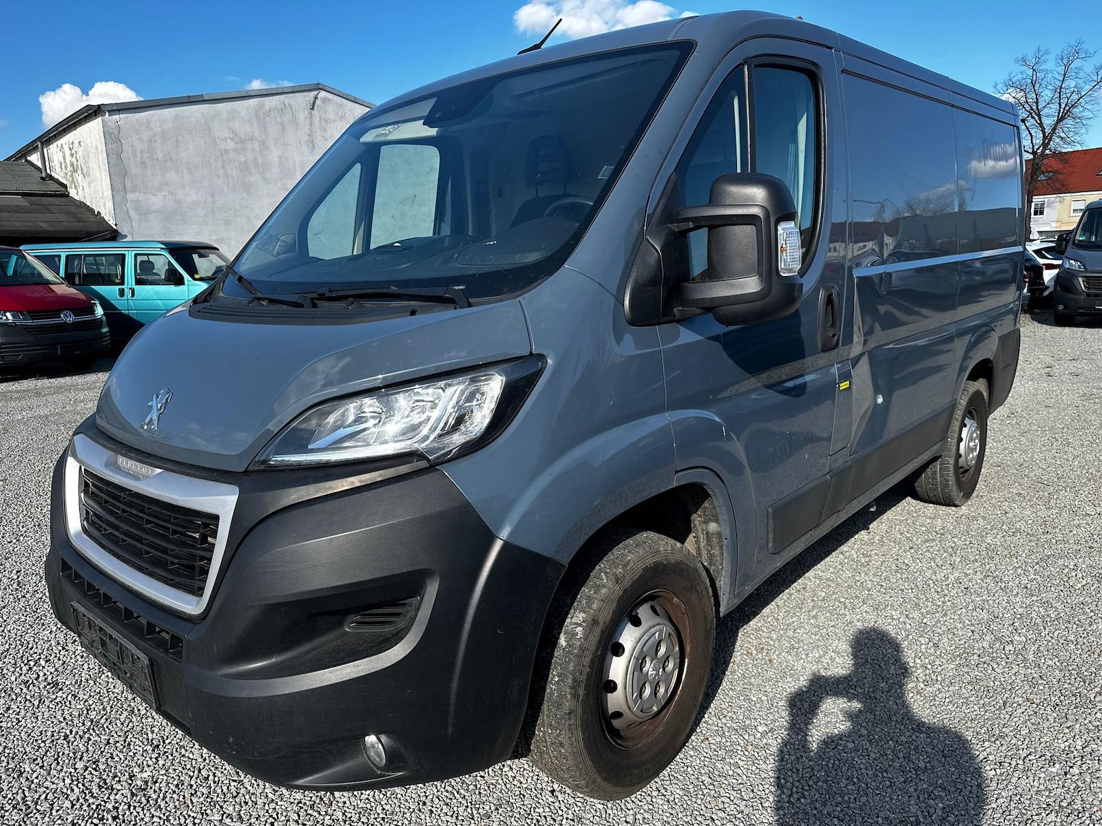 Peugeot Boxer 328 L1H1 Pro BlueHDi 120 Stop&Start