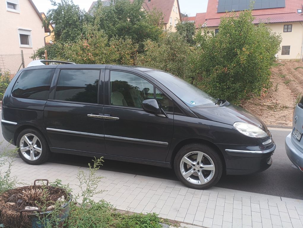 Peugeot 807