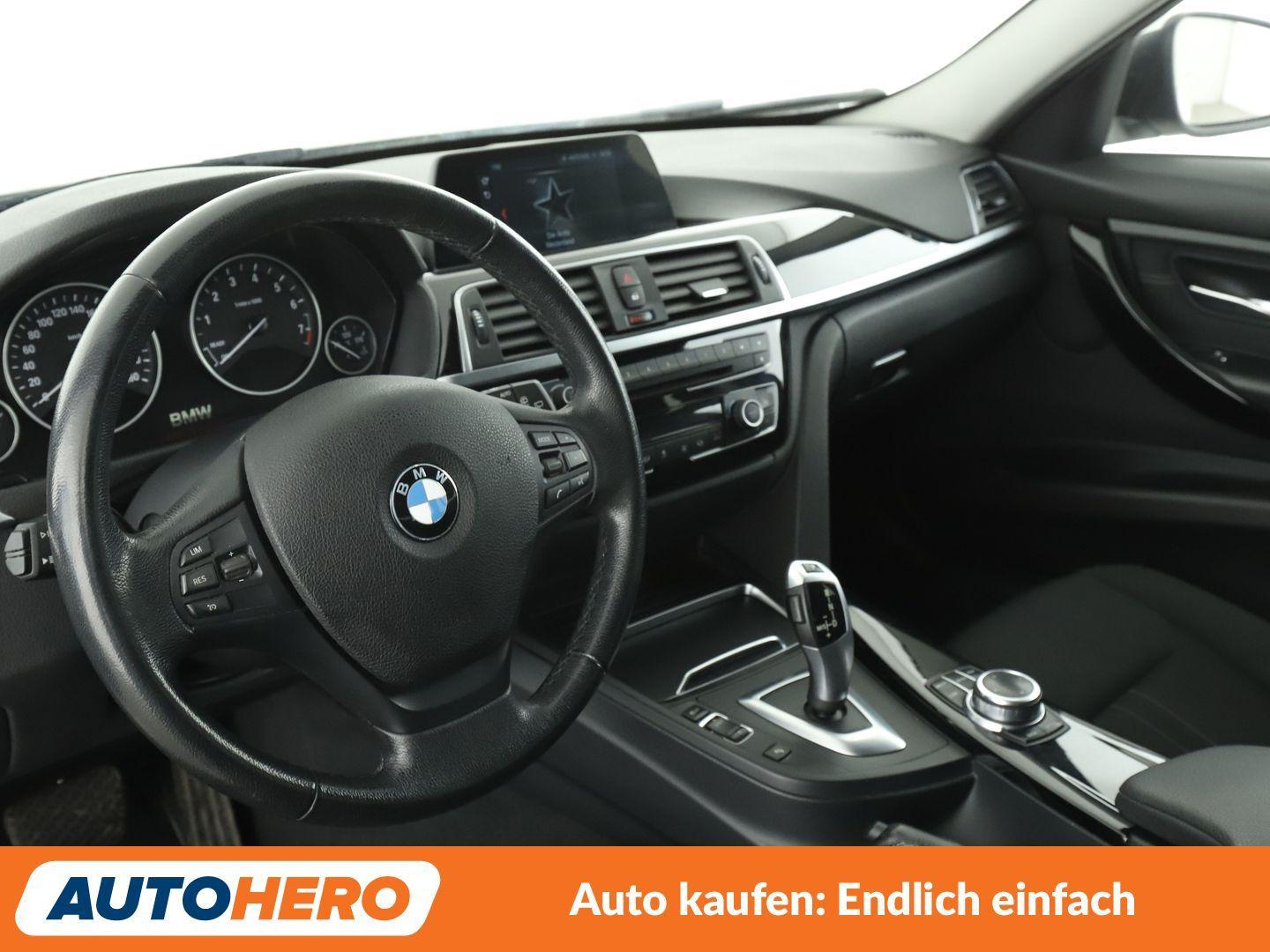 BMW 3er 320i xDrive Advantage Aut.*NAVI*TEMPO*PDC*