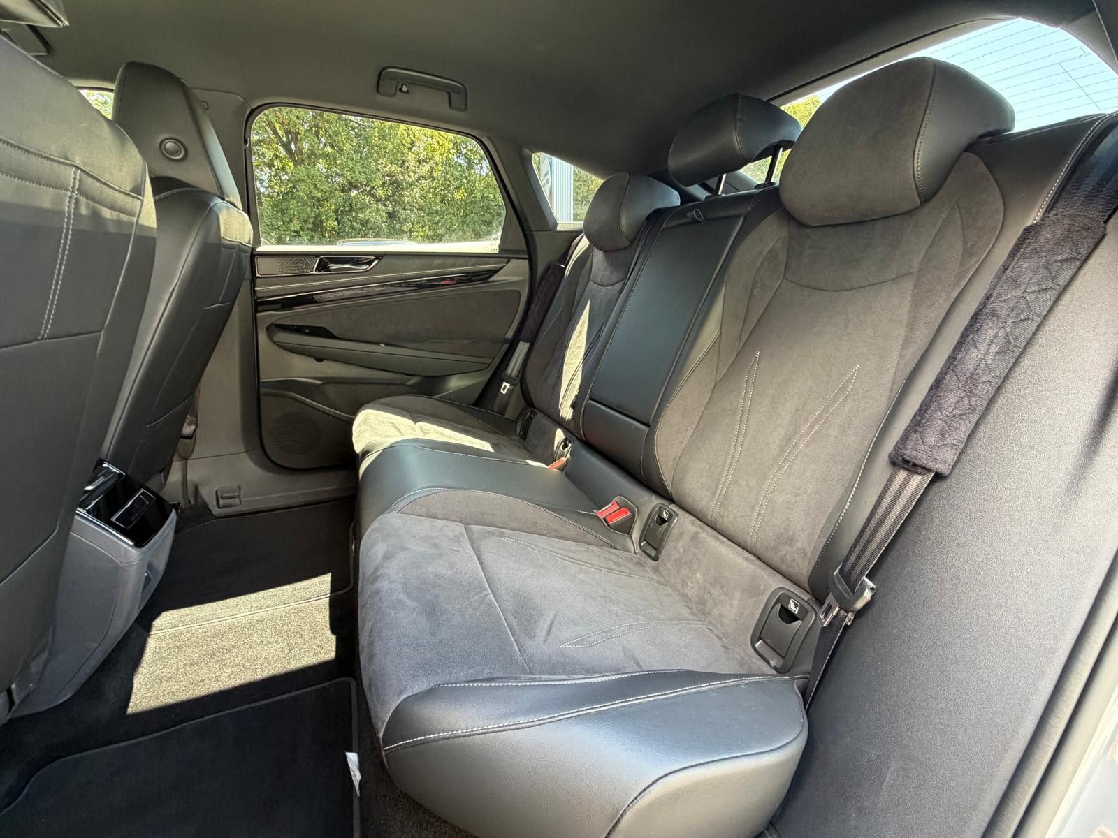 Fahrzeugabbildung Volkswagen ID.7 Pro >ALCANT+MATRIX+MEMO+HEAD+ACC+AHK+360°+