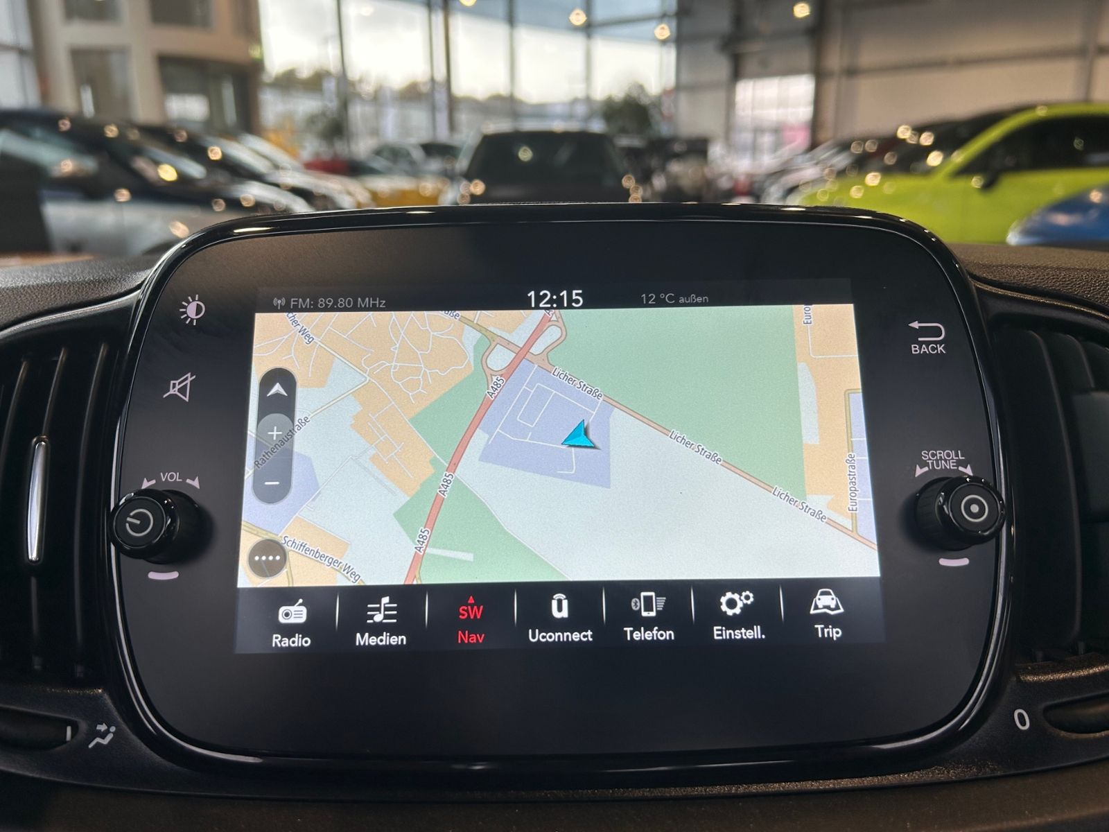 Fahrzeugabbildung Abarth 695 Cabrio BEATS NAVI ALU