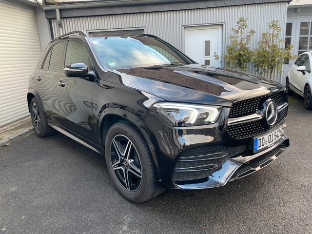 MERCEDES-BENZ GLE 300 d 4Matic AMG Panorama Navi Leder ACC AHK