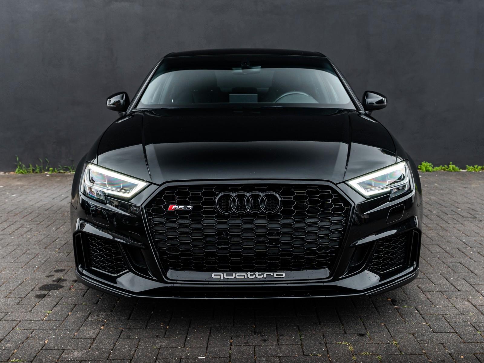 Audi RS3 RS 3 Lim. 2.5 TFSI quattro Rentner 1Hand