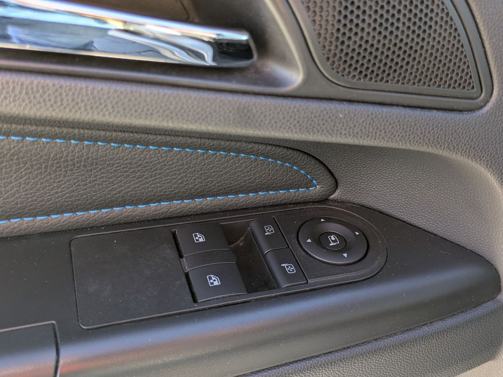 Fahrzeugabbildung Opel Zafira OPC 241PS 7-SITZER*TEMP*Recaro*PDC*IDS