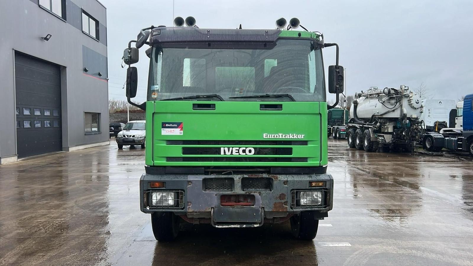 Iveco EUROTRAKKER 340 E 34 (MANUAL PUMP / POMPE MANUEL