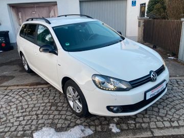 Volkswagen Golf - 6