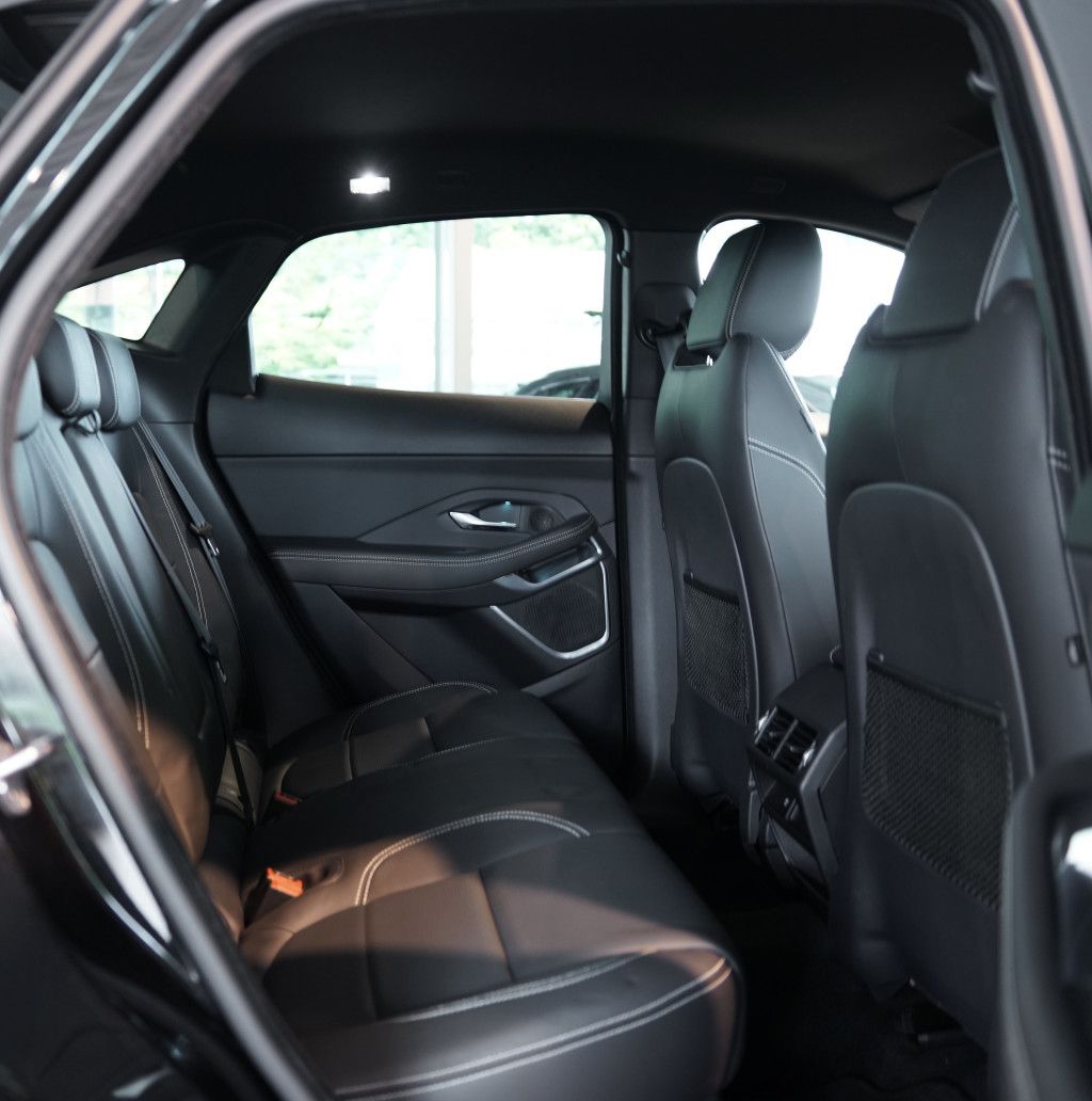 Jaguar E Pace
