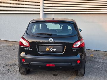 Nissan Qashqai - 12