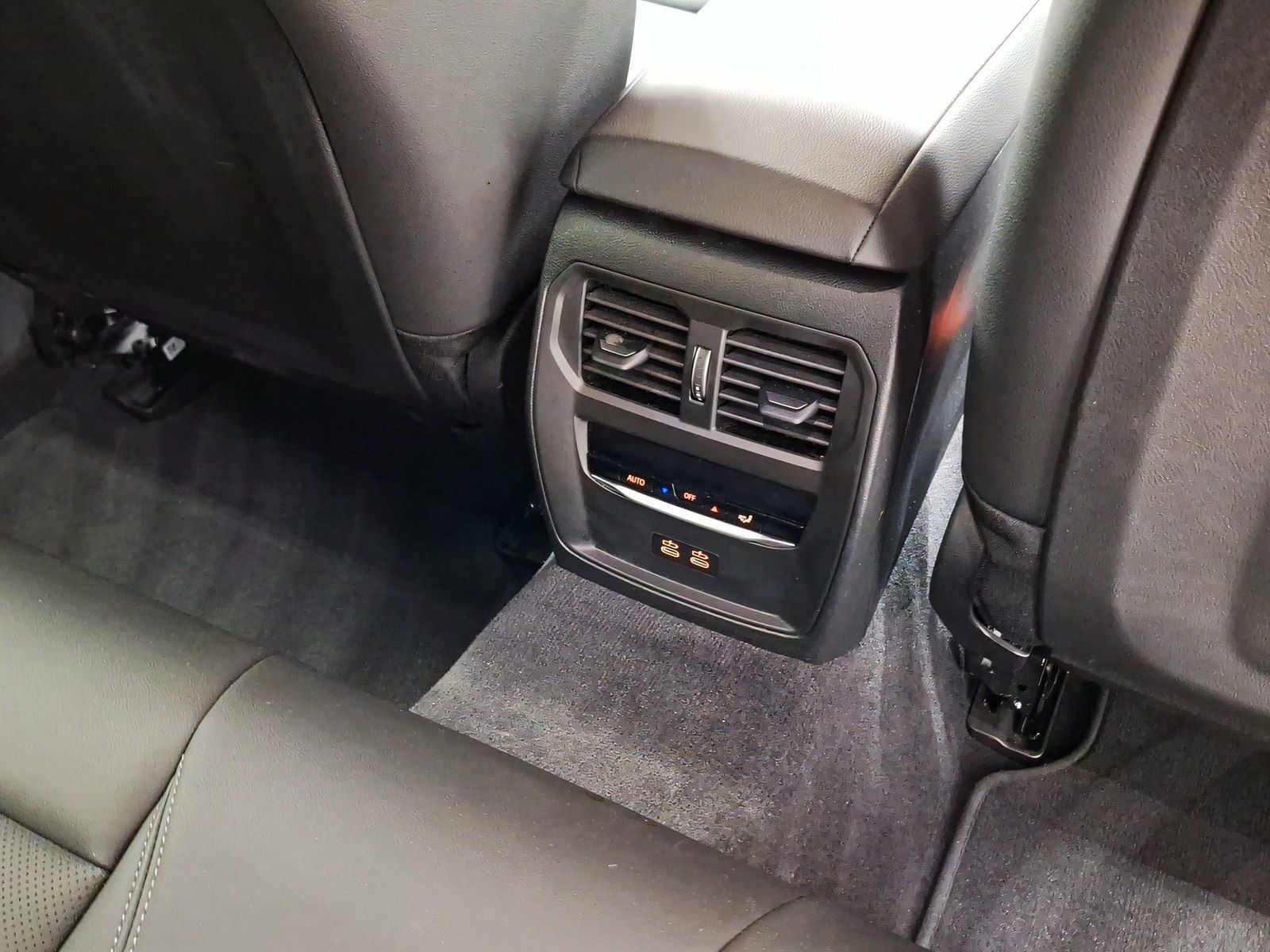 BMW i4 - Bild 17