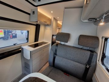 HYMER  ERIBA  HYMERCAR Free S 600 Lithium LED Distronic AHK 360°