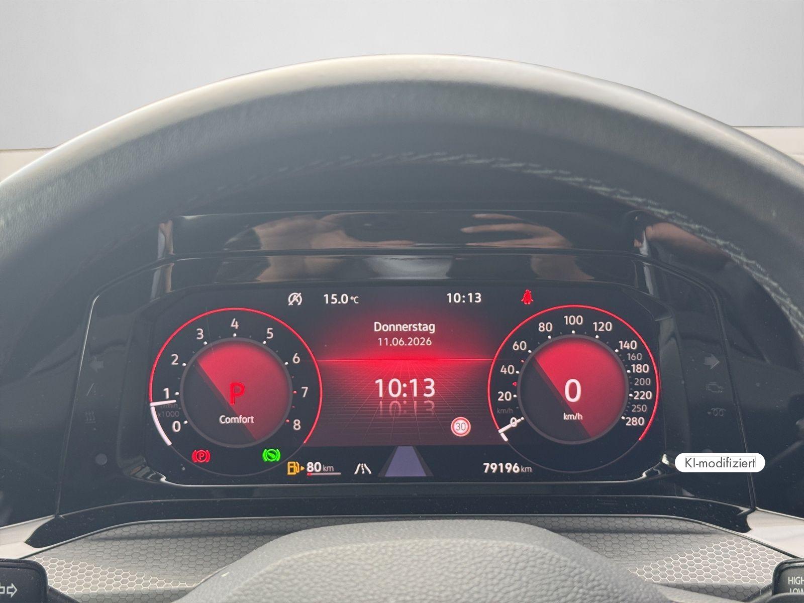 Volkswagen Golf VIII GTI 2.0 TSI DSG IQ.LIGHT NAVI PANO DCC, миниатюра 12
