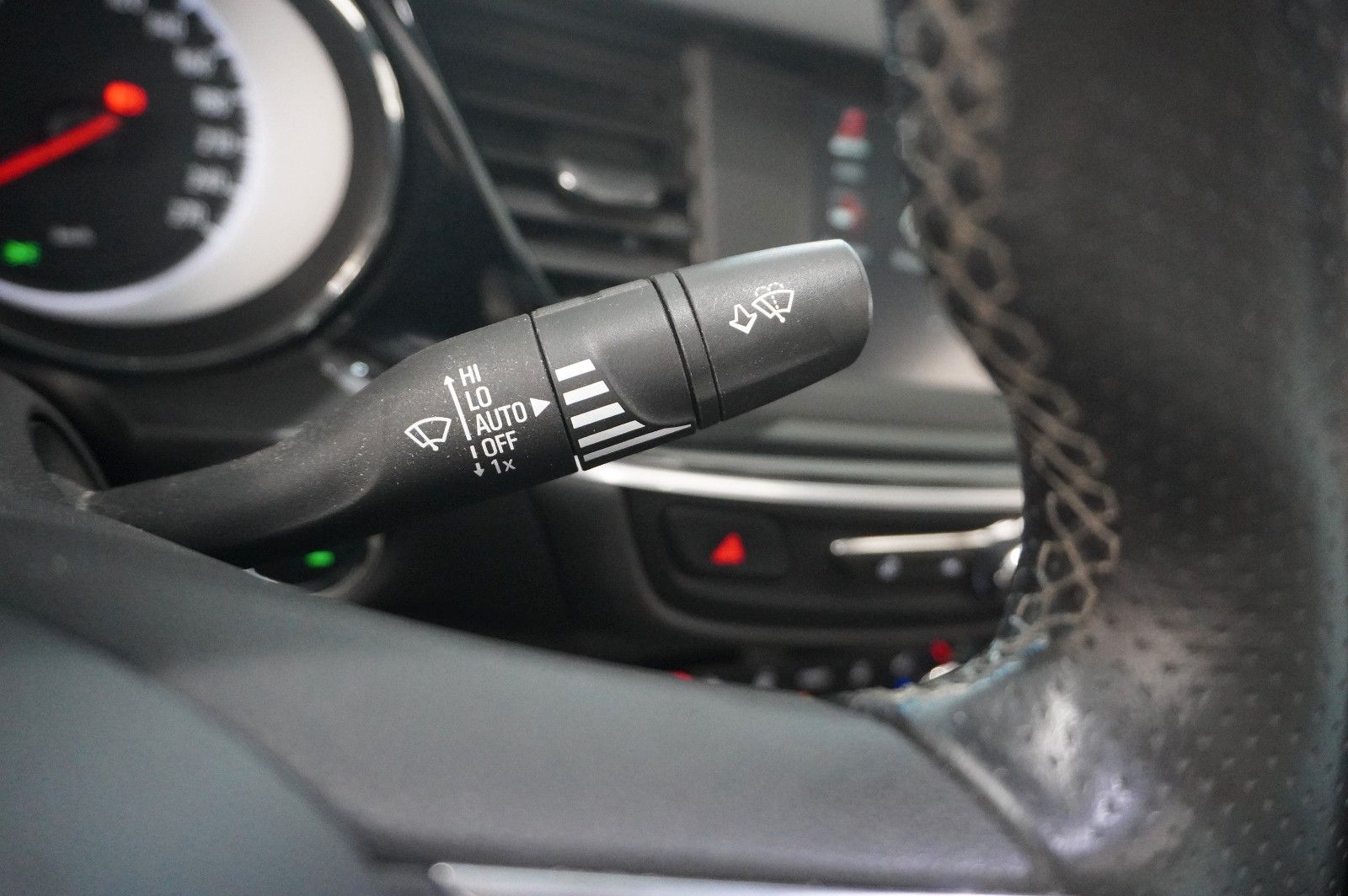 Fahrzeugabbildung Opel Insignia B GS 2.0D INNOV. NAVI/KAMERA/PANO./AHK