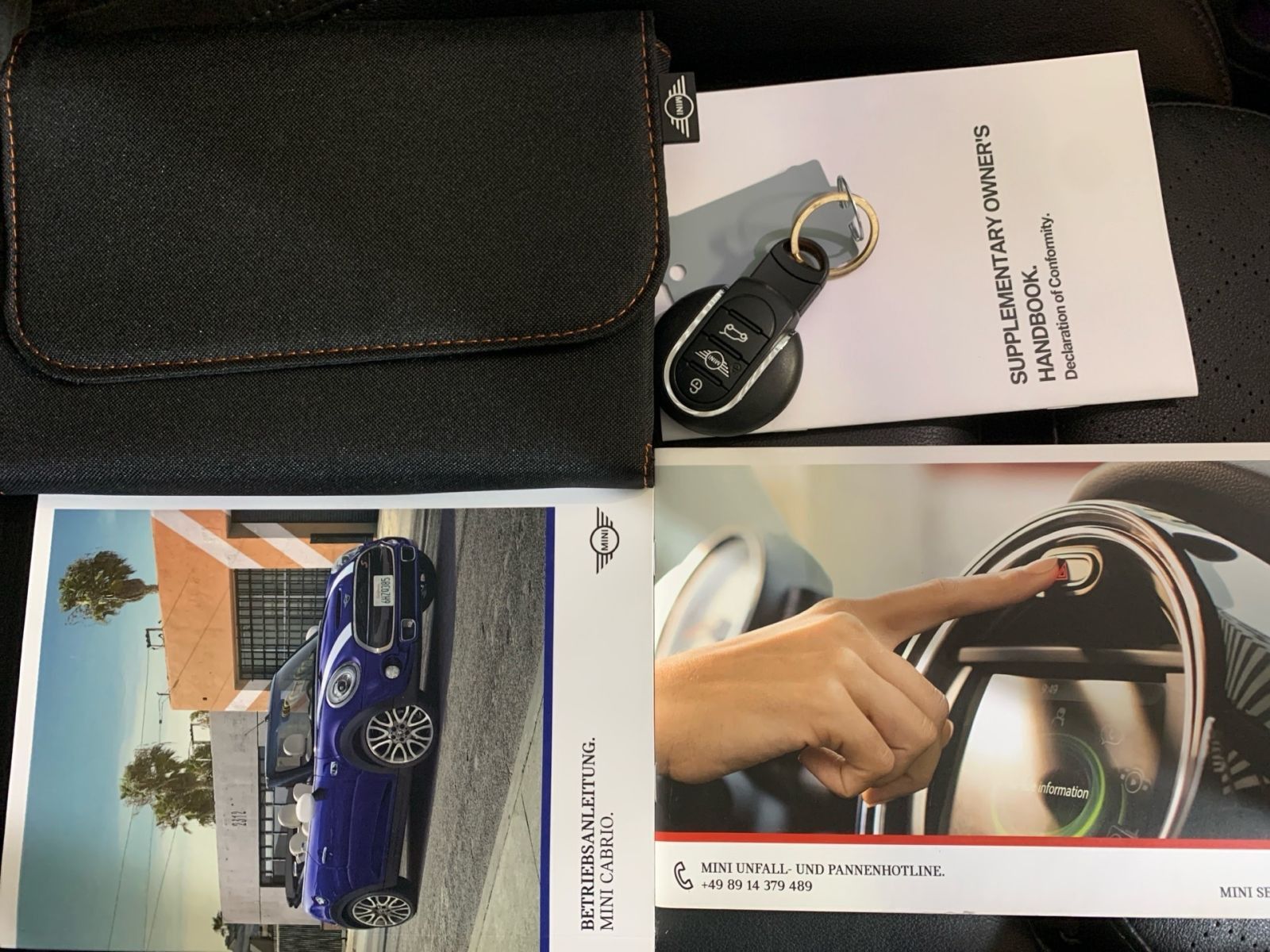 Fahrzeugabbildung MINI Cooper S Cabrio Navi LED Kamera
