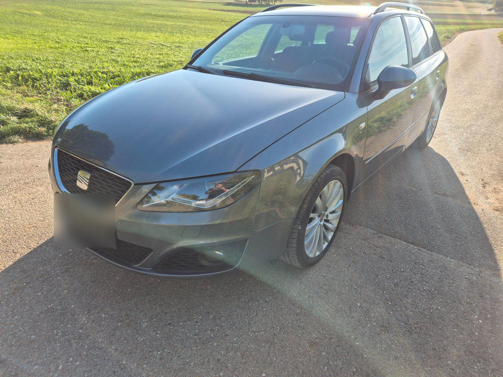 Seat Exeo 2012 — вигляд ззаду