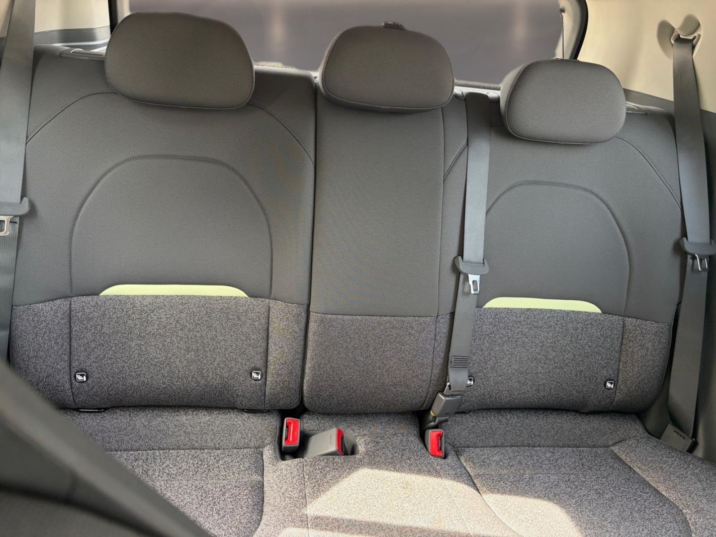 Fahrzeugabbildung Kia EV2 42.2 kWh 5S EARTH WINTER-CONNECT- TECH-PAKET