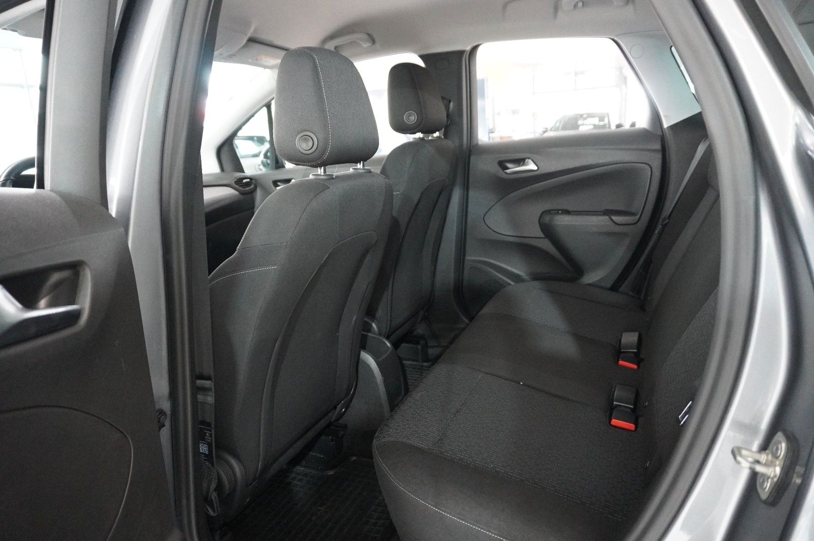Fahrzeugabbildung Opel Crossland (X) 1.2 EDITION NAVI/LED/SHZ/PDC/TEMP.