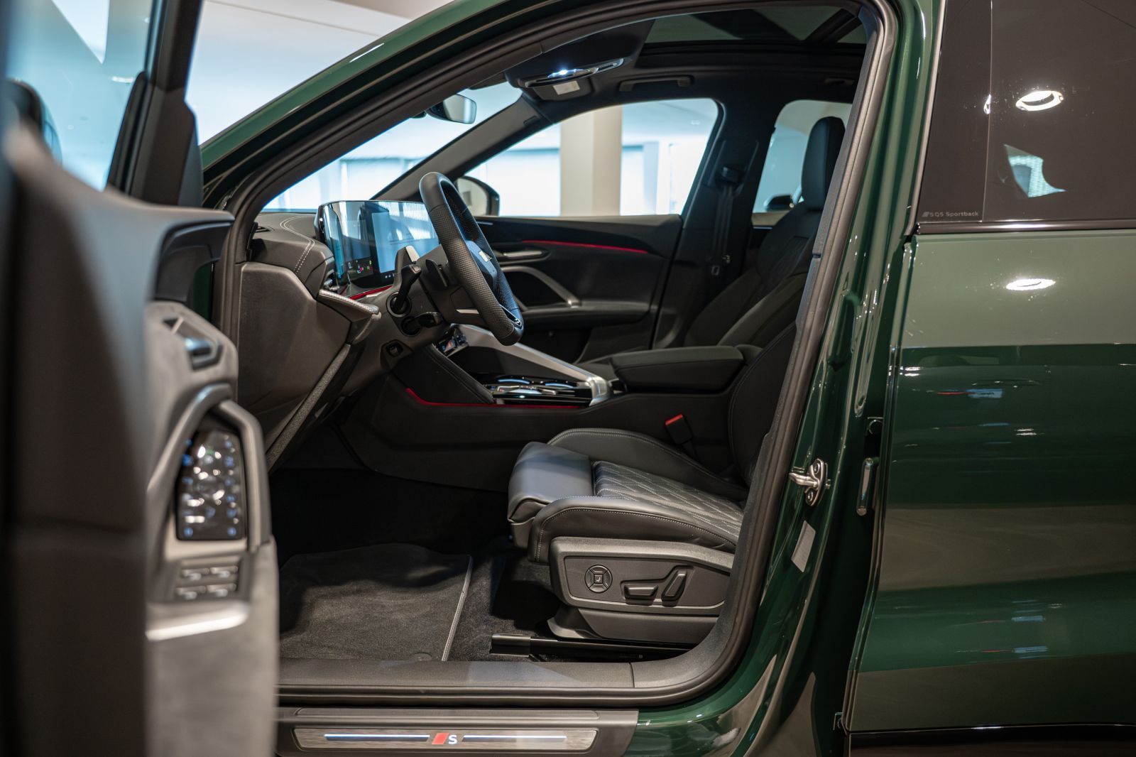 Audi SQ5 - Bild 11