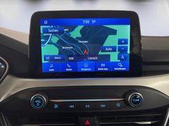 FORD Focus Turnier 1.0 EcoBoost Cool & Connect Navi L