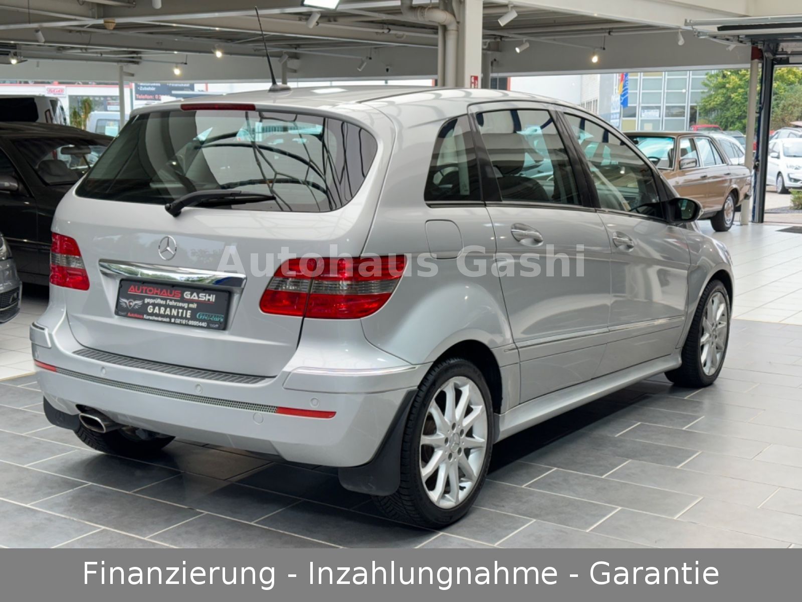 Fahrzeugabbildung Mercedes-Benz B-180CDI*Avantgarde-Sport*Tempomat*Leder*AHK