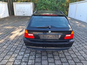 BMW 320 - 5