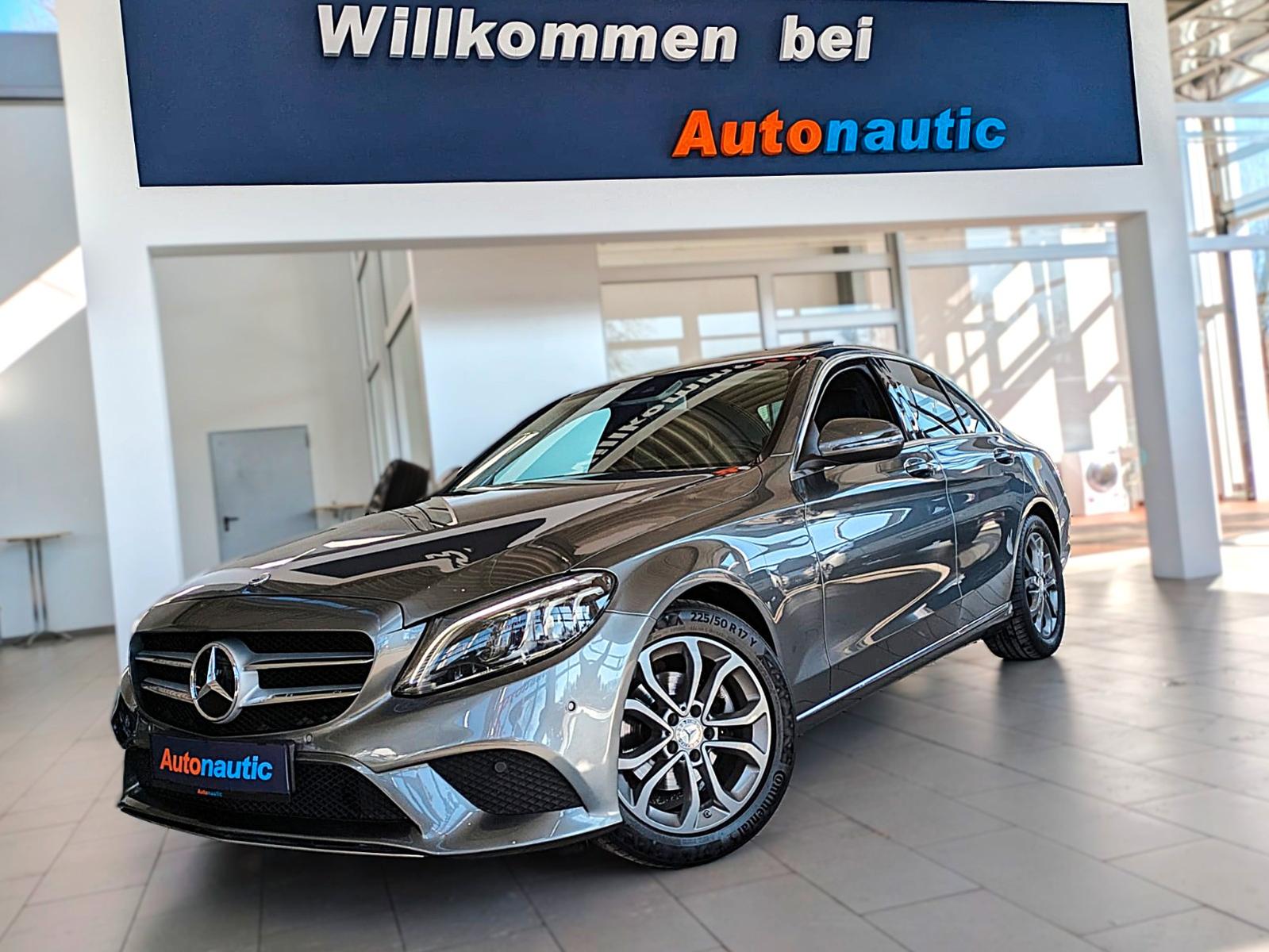 Mercedes-Benz C180 9G-Tronic AVANTGARDE NAVI LED GSD ACC CAM