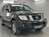 Nissan Pathfinder 3.0 dCi LE V6 Automatik 7 Sitze - Nissan Pathfinder: 3.0
