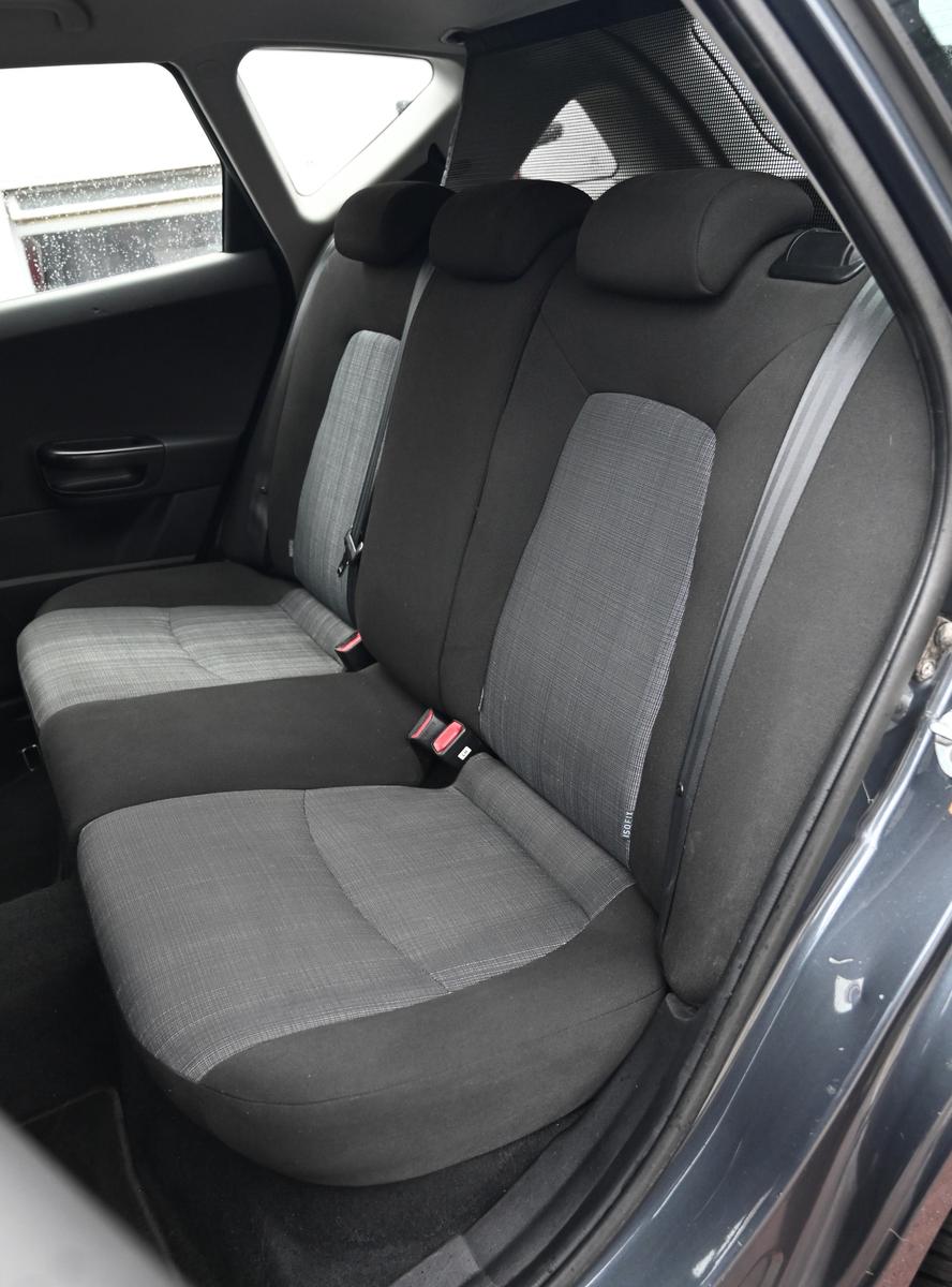 Kia cee'd 2012 — photo 11