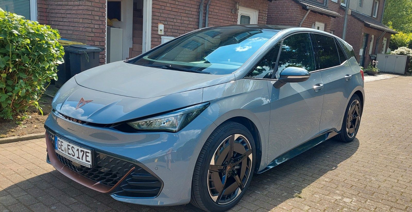 CUPRA Born 170 kW GARANTIE 20"LM PANO ACC KAME E-BOOST