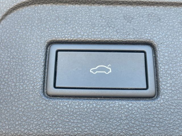 Touran 2.0 TDI DSG Comfortline CAM/LED/ACC/7Sitz