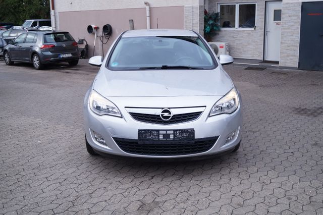 Opel Astra J Lim. 5-trg.Design Edition Klima Tempomat