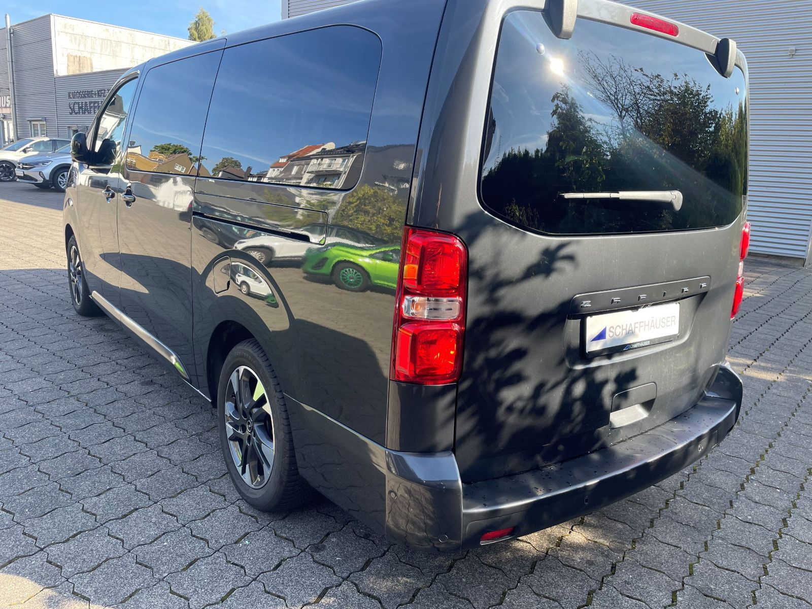 Fahrzeugabbildung Opel Zafira Life Edition XL NAV 9-S ALU LHZ SHZ UVM