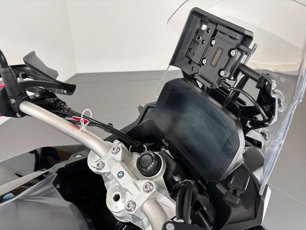 Fahrzeugabbildung BMW F 900 GS *1. HAND *DYNAMIK PAKET