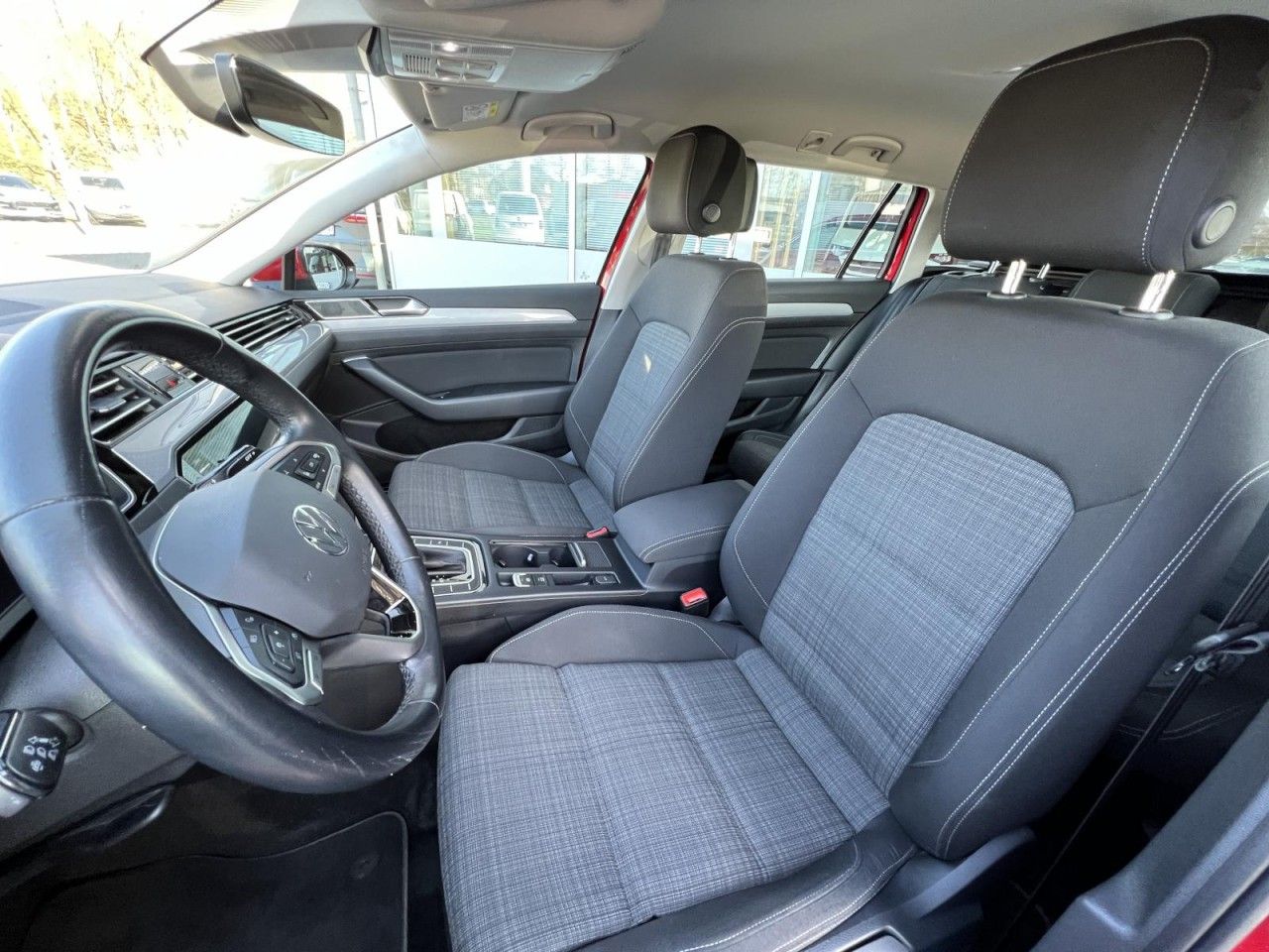 Volkswagen Passat Variant - Bild 7