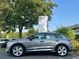 Audi Q4 e-tron 45 qu S LINE AHK KAMERA HuD MATRIX ACC - Audi Q4 e-tron: Sportwagen