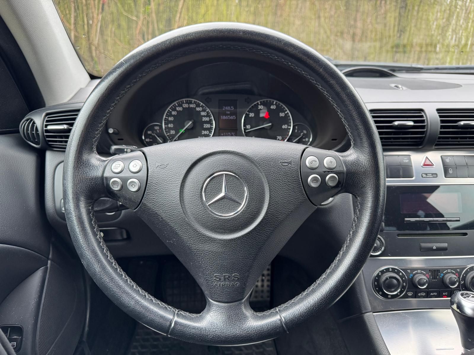Fahrzeugabbildung Mercedes-Benz C 160 1.8 AUTOMATIK/SITZHZG/PDC/SCHECKHEFT/KLIMA