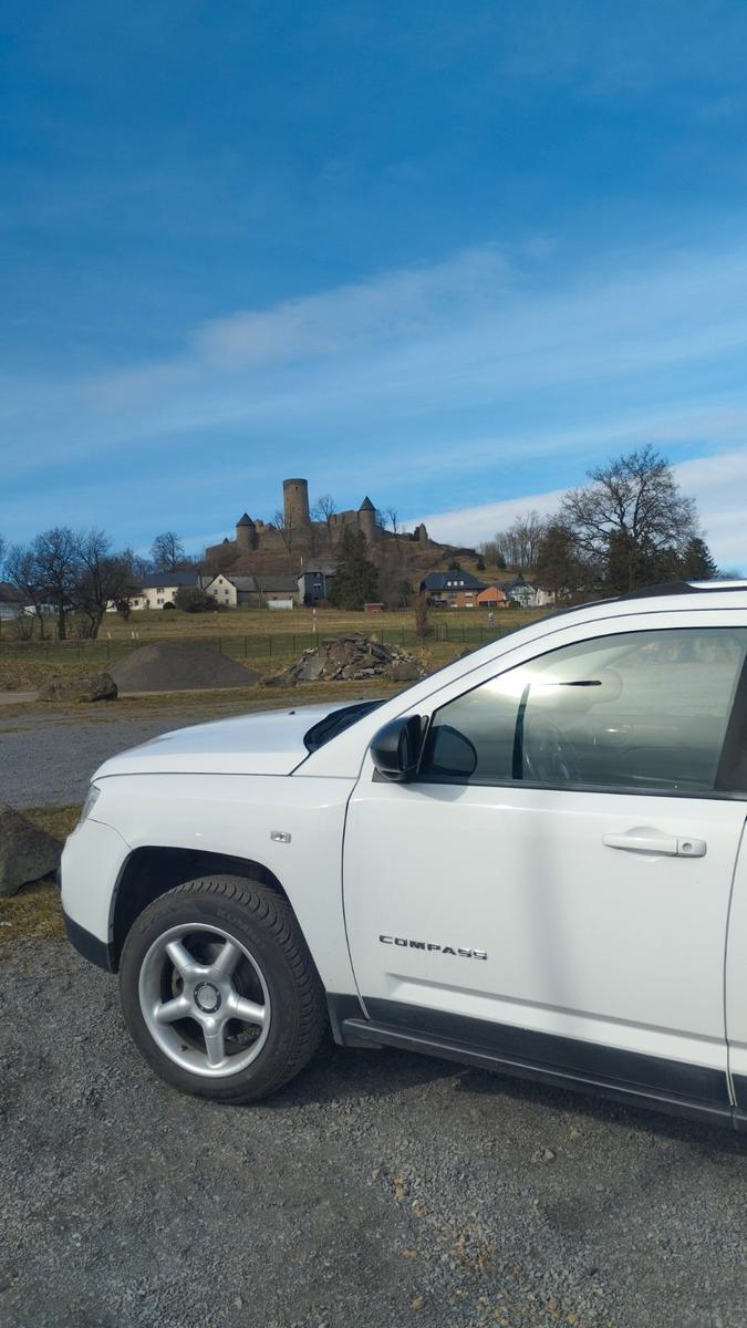 Jeep Compass 2011 — photo 8