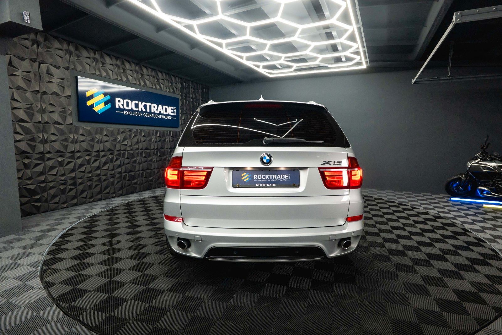Fahrzeugabbildung BMW X5 xDrive 30d M Sport *TÜV NEU*Xenon*Facelift*
