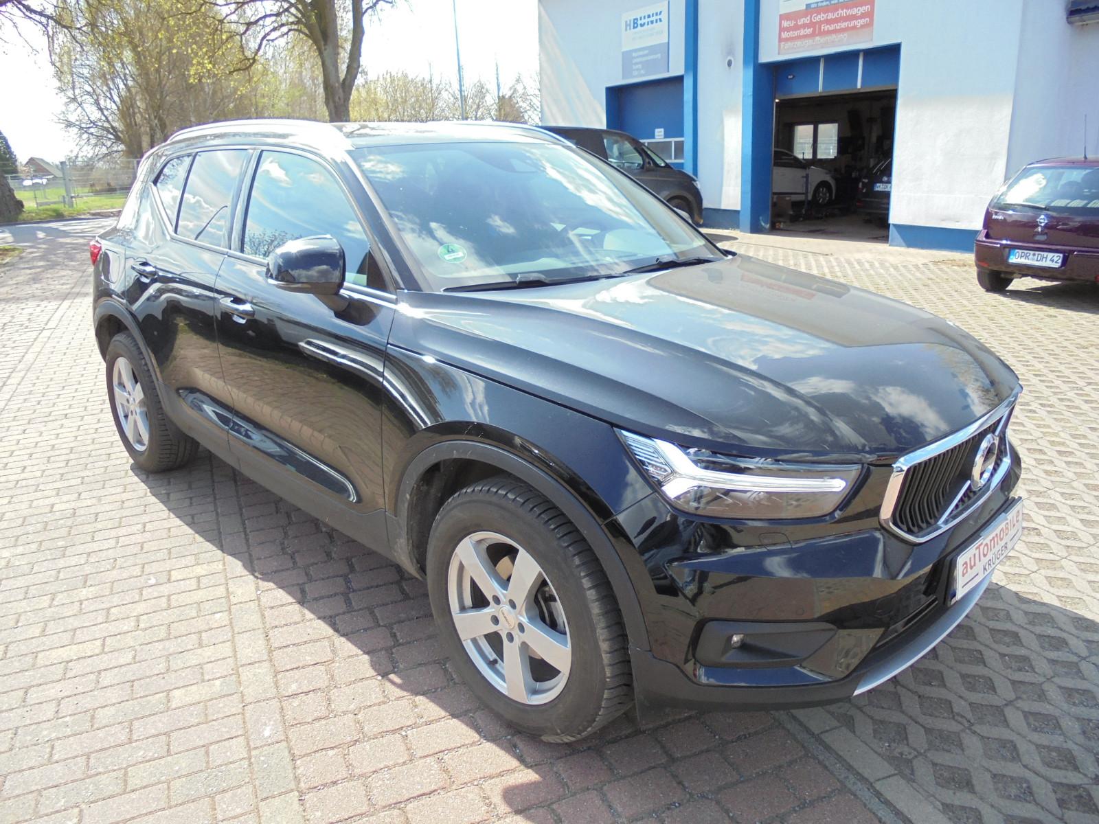 Volvo XC 40 XC40 Momentum Pro 2WD