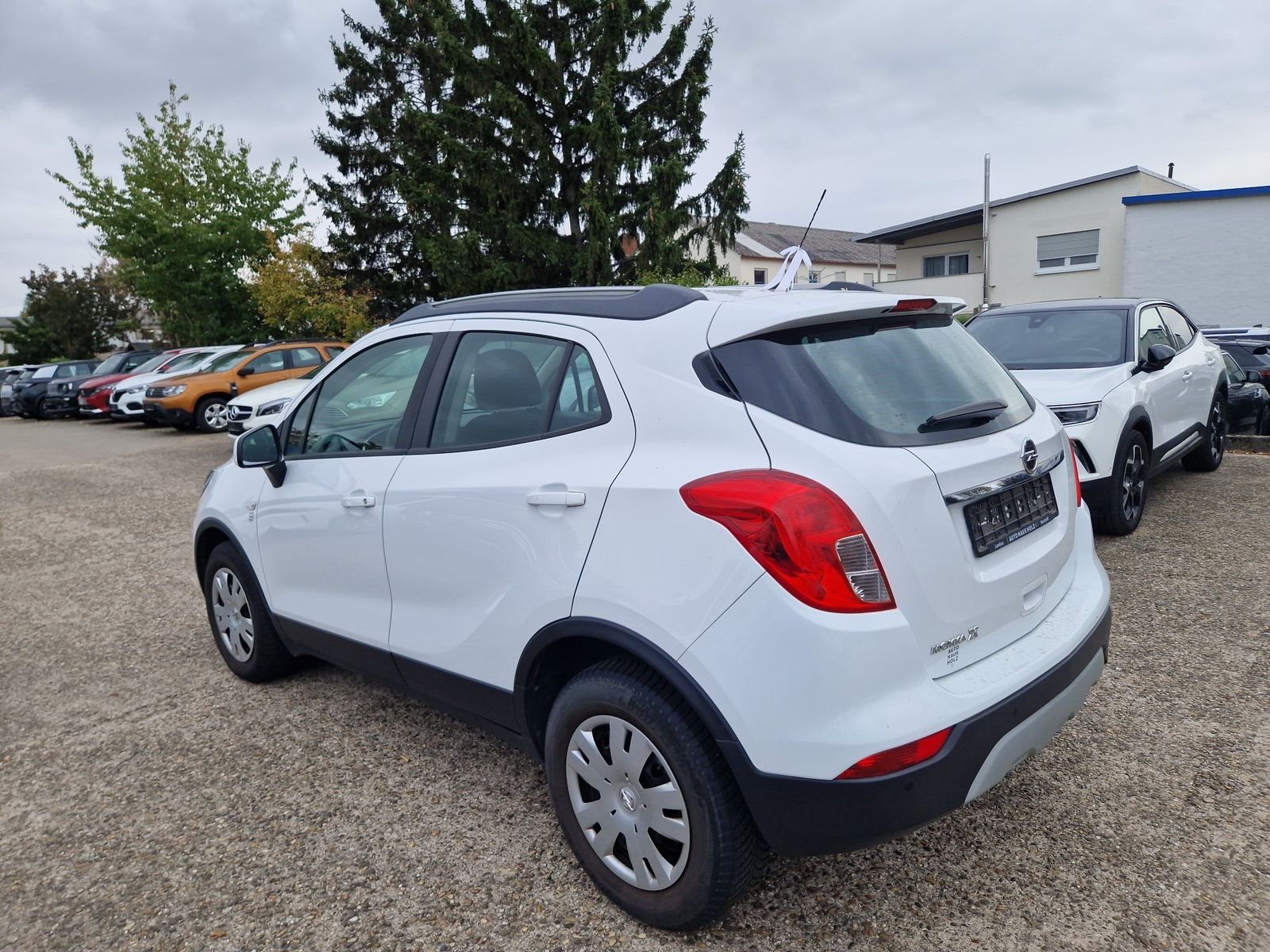 OPEL Mokka X 1.6 Selection Radio Klimaanlage – Bild 2
