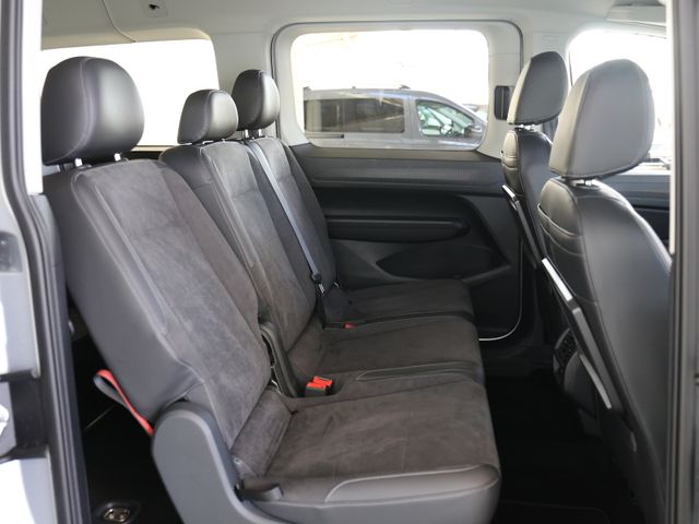 Volkswagen Caddy Maxi eHYBRID DSG STYLE LED ACC 7SITZ AHK