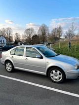 Volkswagen VW Bora 1.6  BJ 2001  Sehr gepflegt  TÜ... - Volkswagen Bora aus 2001