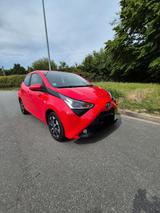 Toyota Aygo (X) 1,0-l-VVT-i x-play club x-play club